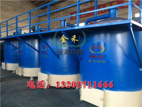 
銷往?？诘牡跹b椰殼炭化爐發貨現場